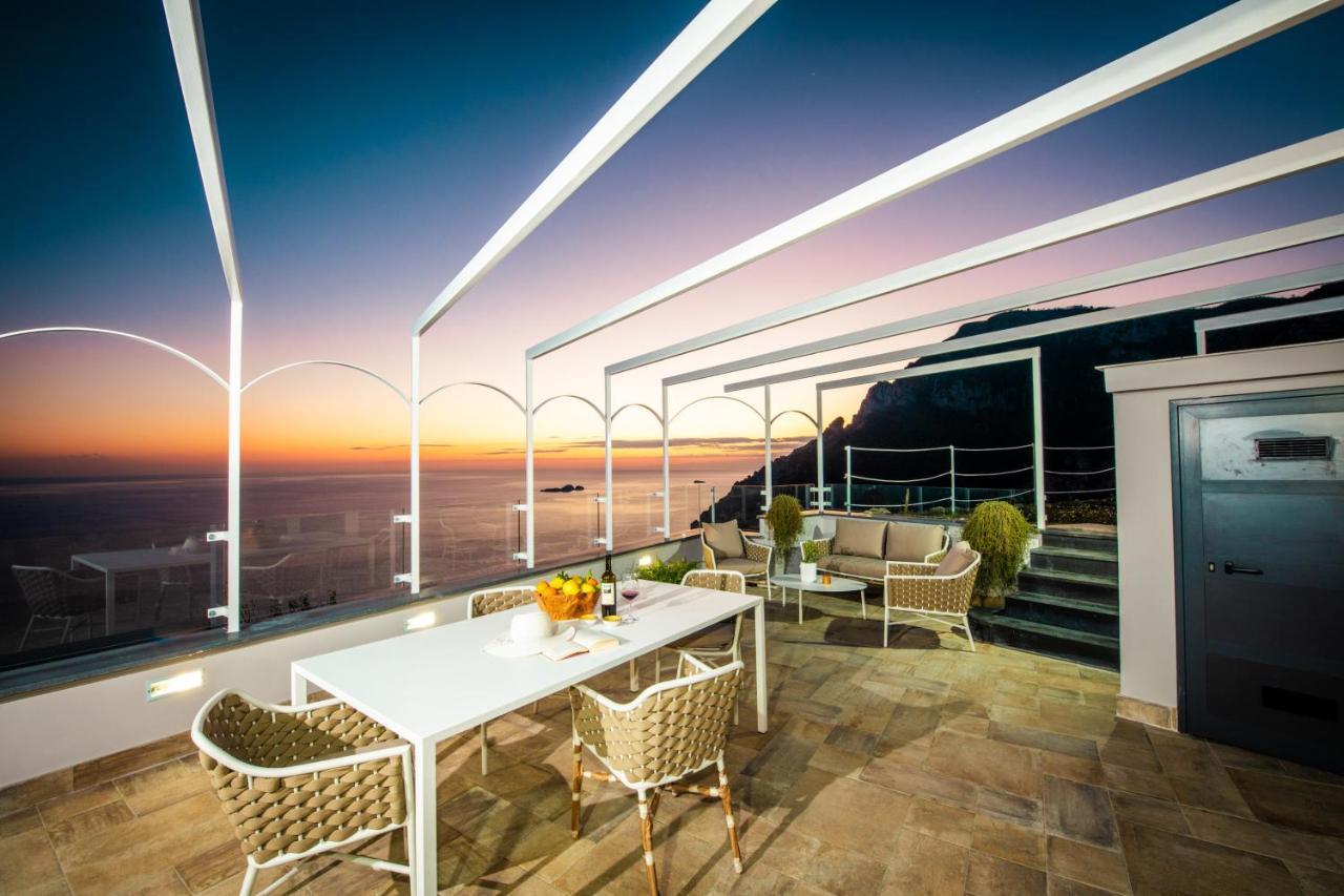 Villa La Tagliata Spectacular Jacuzzi Tub Amazing View And Private Parking Garage Positano Extérieur photo