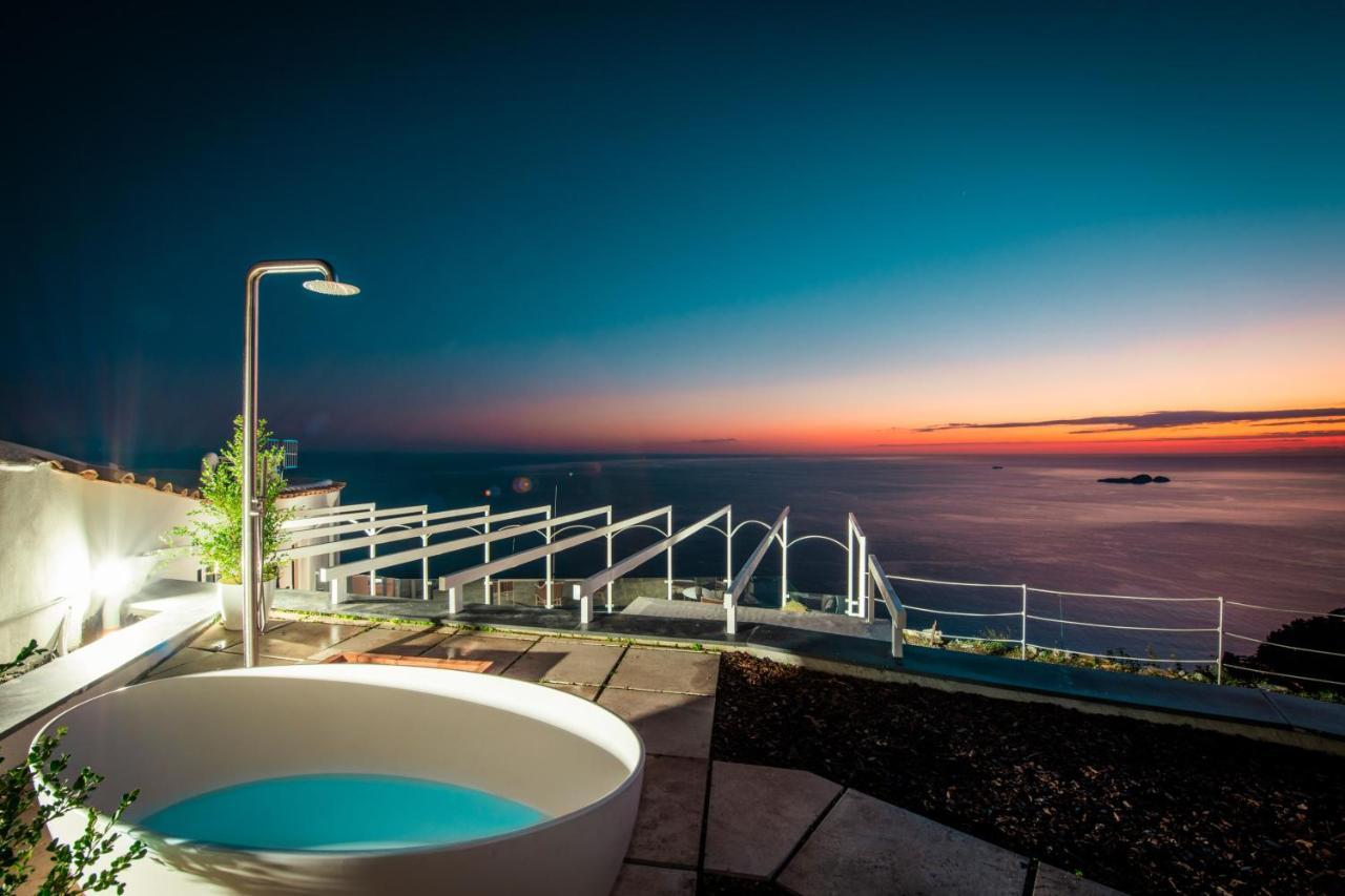 Villa La Tagliata Spectacular Jacuzzi Tub Amazing View And Private Parking Garage Positano Extérieur photo